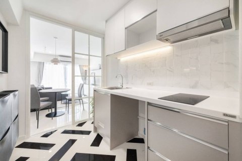Condo in Bangkok, Thailand, 2 bedrooms  № 157695 - photo 5