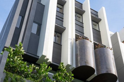 Casa de 4 dormitorios en Bangkok, Tailandia № 158729 - foto 2