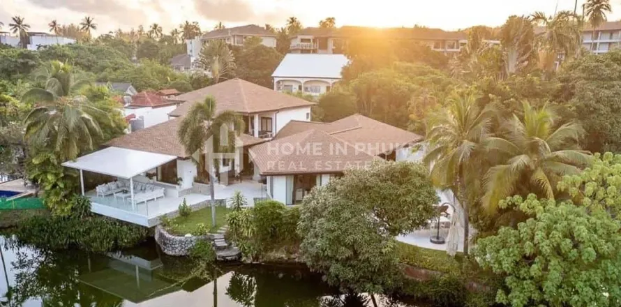 Maison à Phuket, Thaïlande 6 chambres № 171495