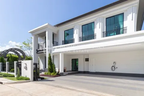Casa de 4 dormitorios en Phuket, Tailandia № 171494