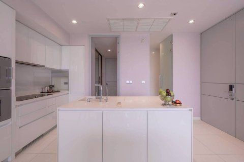 Condominio de 2 dormitorios en Bangkok, Tailandia № 171497 - foto 9