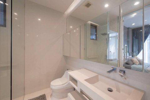 Condominio de 2 dormitorios en Bangkok, Tailandia № 171497 - foto 20