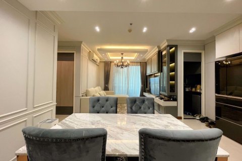 Eigentumswohnung in Huai Khwang, Bangkok, Thailand, 2 Schlafzimmer № 47806 - Foto 7