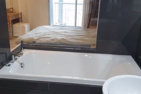 Eigentumswohnung in Khlong Toei, Bangkok, Thailand, 1 Schlafzimmer № 47800 - Foto 9