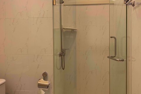 Condominio de 2 dormitorios en Watthana, Bangkok, Tailandia № 47802 - foto 23