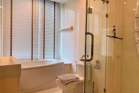 Condominio de 2 dormitorios en Watthana, Bangkok, Tailandia № 47802 - foto 17
