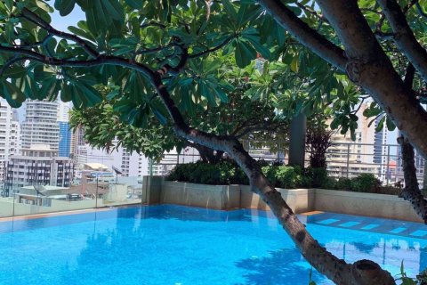 Condominio de 2 dormitorios en Watthana, Bangkok, Tailandia № 47802 - foto 25