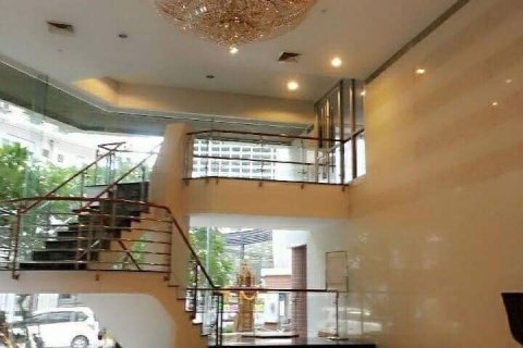 Condominio de 2 dormitorios en Khlong Toei, Bangkok, Tailandia № 47804 - foto 14