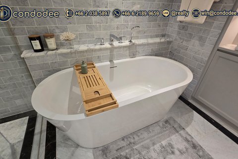 Condominio de 3 dormitorios en Watthana, Bangkok, Tailandia № 201328 - foto 3