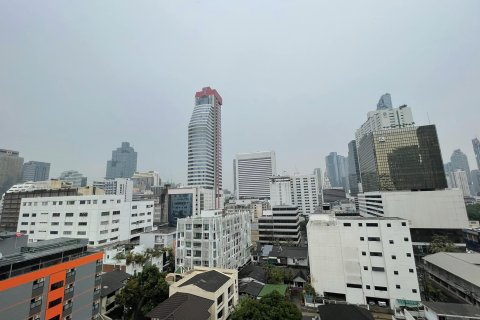 Estudio en el condominio en Bang Rak, Bangkok, Tailandia № 171012 - foto 3