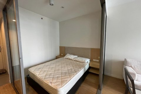 Estudio en el condominio en Bang Rak, Bangkok, Tailandia № 171012 - foto 4
