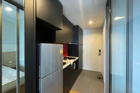 Estudio en el condominio en Bang Rak, Bangkok, Tailandia № 171012 - foto 6