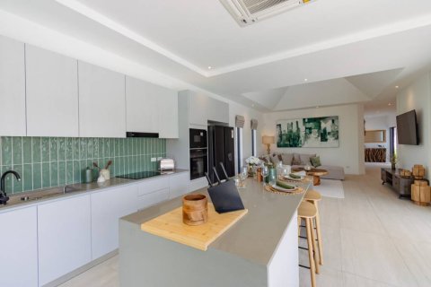 Chalet de 3 dormitorios en Hua Hin, Tailandia № 116855 - foto 4
