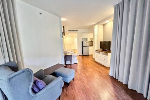 Condominio de 2 dormitorios en Dusit, Bangkok, Tailandia № 116858 - foto 4