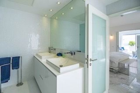 Condominio de 2 dormitorios en Kathu, Tailandia № 171861 - foto 7