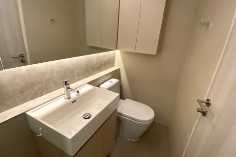 Condominio de 2 dormitorios en Watthana, Bangkok, Tailandia № 200939 - foto 3
