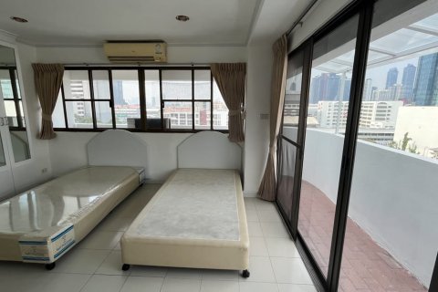 Eigentumswohnung in Watthana, Bangkok, Thailand, 3 Schlafzimmer № 200942 - Foto 13