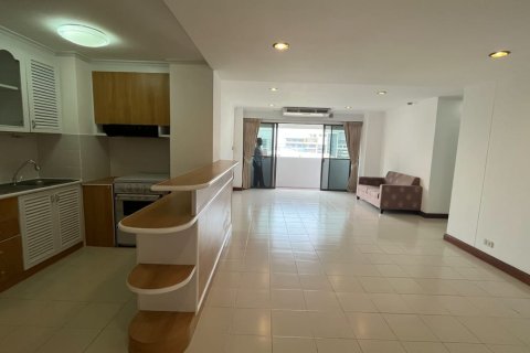 Eigentumswohnung in Watthana, Bangkok, Thailand, 3 Schlafzimmer № 200942 - Foto 12