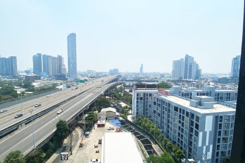 Condominio de 2 dormitorios en Phra Khanong, Bangkok, Tailandia № 200940 - foto 2