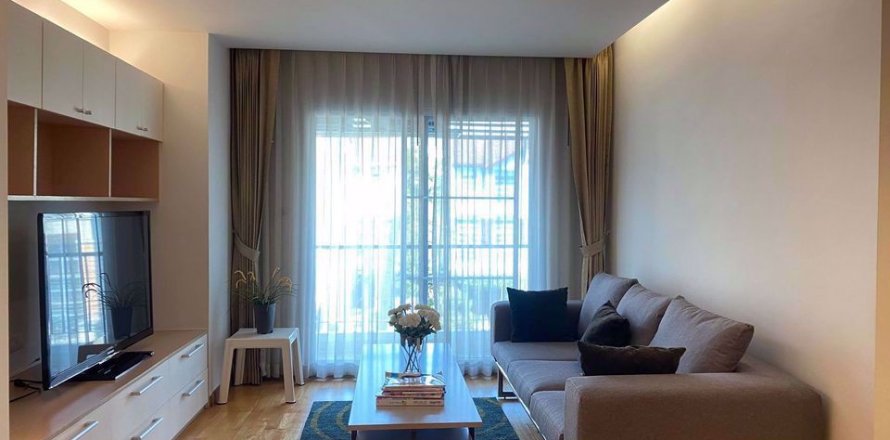 Condominio de 3 dormitorios en Phra Khanong, Bangkok, Tailandia № 54643
