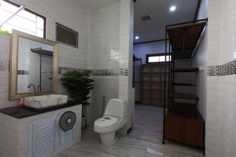 Villa à Chiang Mai, Thaïlande 4 chambres № 162515 - photo 7