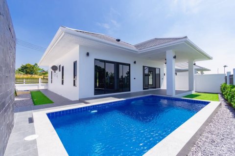 Chalet de 2 dormitorios en Pran Buri, Tailandia № 154516