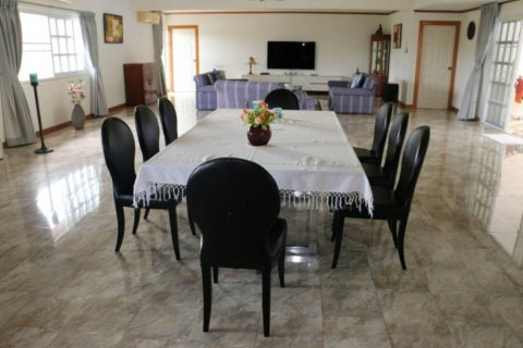 Chalet de 3 dormitorios en Phuket, Tailandia № 115346 - foto 5