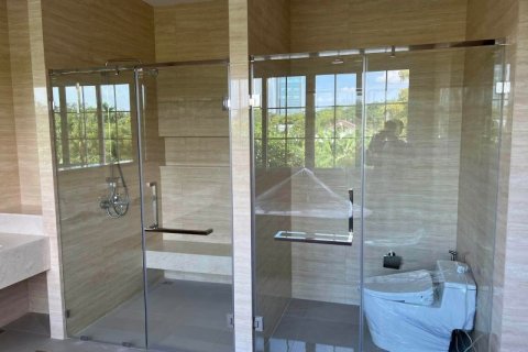 Haus in Bangkok, Thailand 4 Schlafzimmer № 65510 - Foto 15