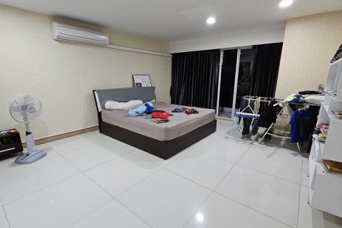 Condo in Watthana, Bangkok, Thailand, 3 bedrooms № 201113 - photo 11