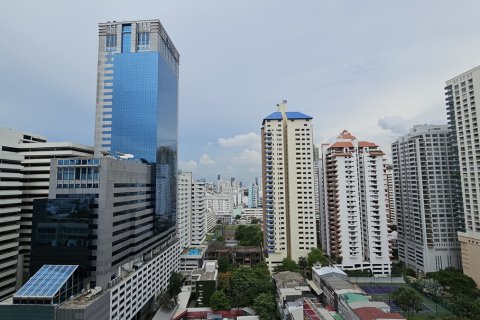 Condo in Watthana, Bangkok, Thailand, 1 bedroom  № 201109 - photo 2