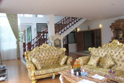 Casa de 7 dormitorios en San Sai, Tailandia № 200492 - foto 4