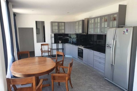 Chalet de 4 dormitorios en Ko Samui, Tailandia № 154932 - foto 11