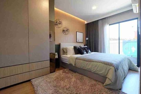 Condominio de 1 dormitorio en Bangkok, Tailandia № 208803 - foto 4