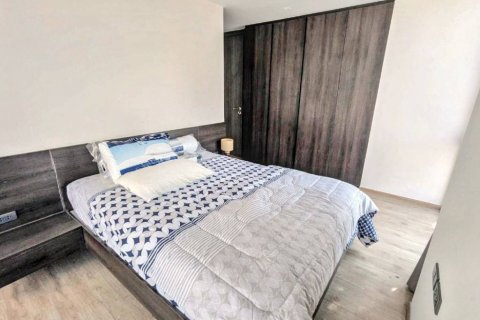 Condominio de 1 dormitorio en Khlong Toei, Bangkok, Tailandia № 116957 - foto 8