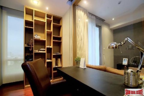 Apartamento de 2 dormitorios en Bangkok, Tailandia № 203179 - foto 5