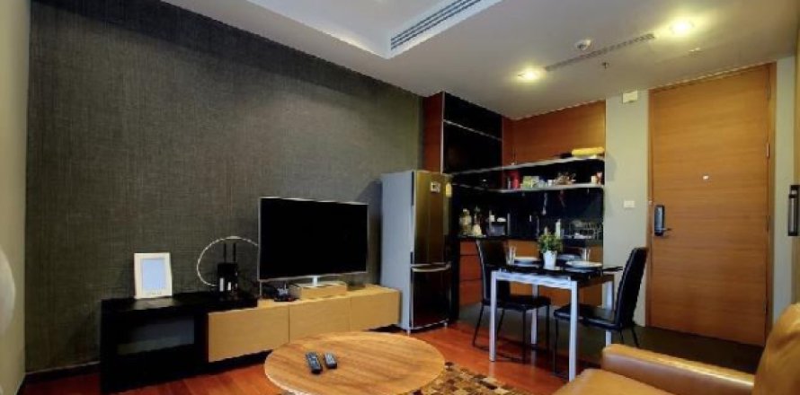 Apartamento de 2 dormitorios en Bangkok, Tailandia № 203179
