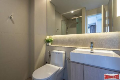 Apartamento de 2 dormitorios en Bangkok, Tailandia № 203182 - foto 4