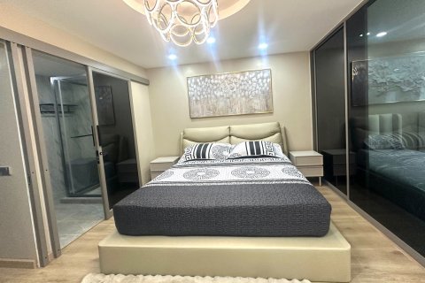 Apartamento de 2 dormitorios en Pattaya, Tailandia № 209817 - foto 13