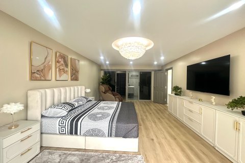 Apartamento de 2 dormitorios en Pattaya, Tailandia № 209817 - foto 12
