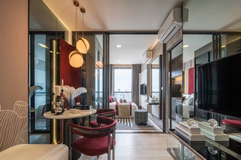 Condo à Chatuchak, Bangkok, Thaïlande, 2 chambres № 165713 - photo 2