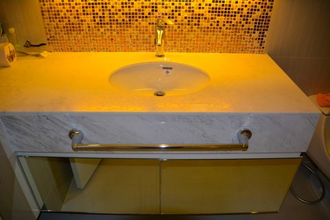 Condominio de 1 dormitorio en Bangkok, Tailandia № 66513 - foto 15