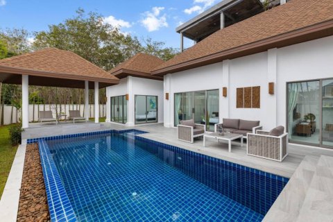 Chalet de 4 dormitorios en Phuket, Tailandia № 119541 - foto 7