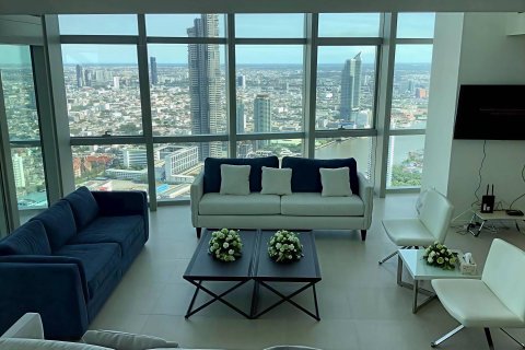 Ático de 3 dormitorios en Bangkok, Tailandia № 181158 - foto 5