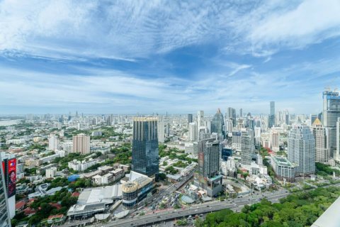 Ático de 3 dormitorios en Bangkok, Tailandia № 181163 - foto 20