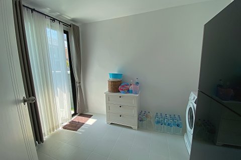 Chalet de 3 dormitorios en Hua Hin, Tailandia № 168641 - foto 17