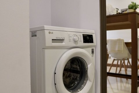 Estudio en el condominio en Watthana, Bangkok, Tailandia № 153208 - foto 14