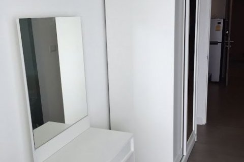 Condominio de 1 dormitorio en Din Daeng, Bangkok, Tailandia № 67406 - foto 4