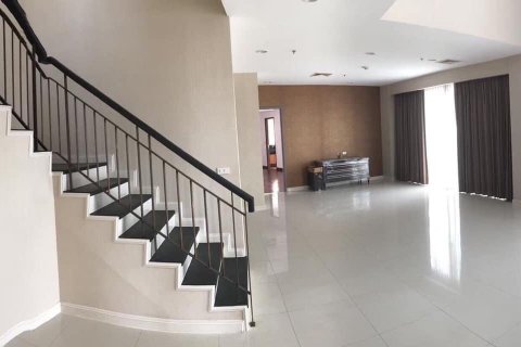Penthouse in Pathum Wan, Bangkok, Thailand 4 Schlafzimmer № 133891