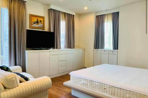 Condominio de 2 dormitorios en Pathum Wan, Bangkok, Tailandia № 133889 - foto 4