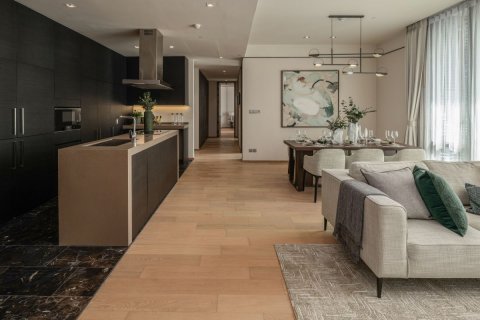 Condominio de 3 dormitorios en Pathum Wan, Bangkok, Tailandia № 133894 - foto 4